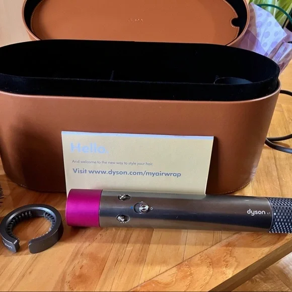 Dyson Air Wrap Styler in Pink & Gray with 1 Long Barrel Attachment - Picture 13 of 16